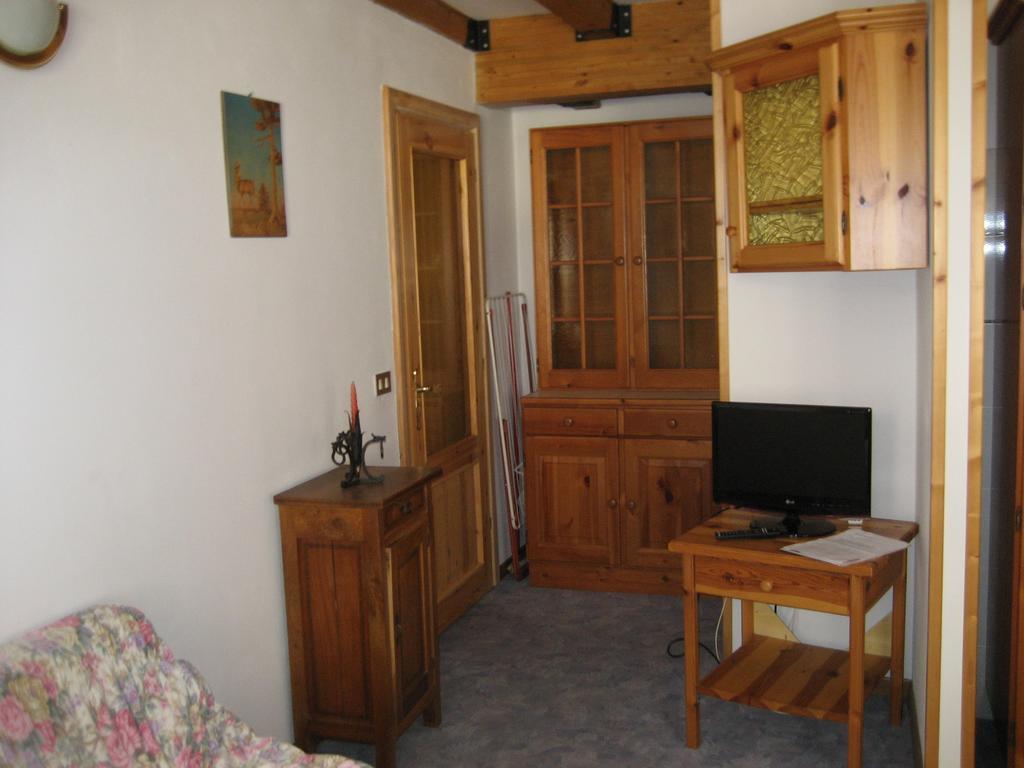 Casa Martini Apartment Медзана Екстериор снимка