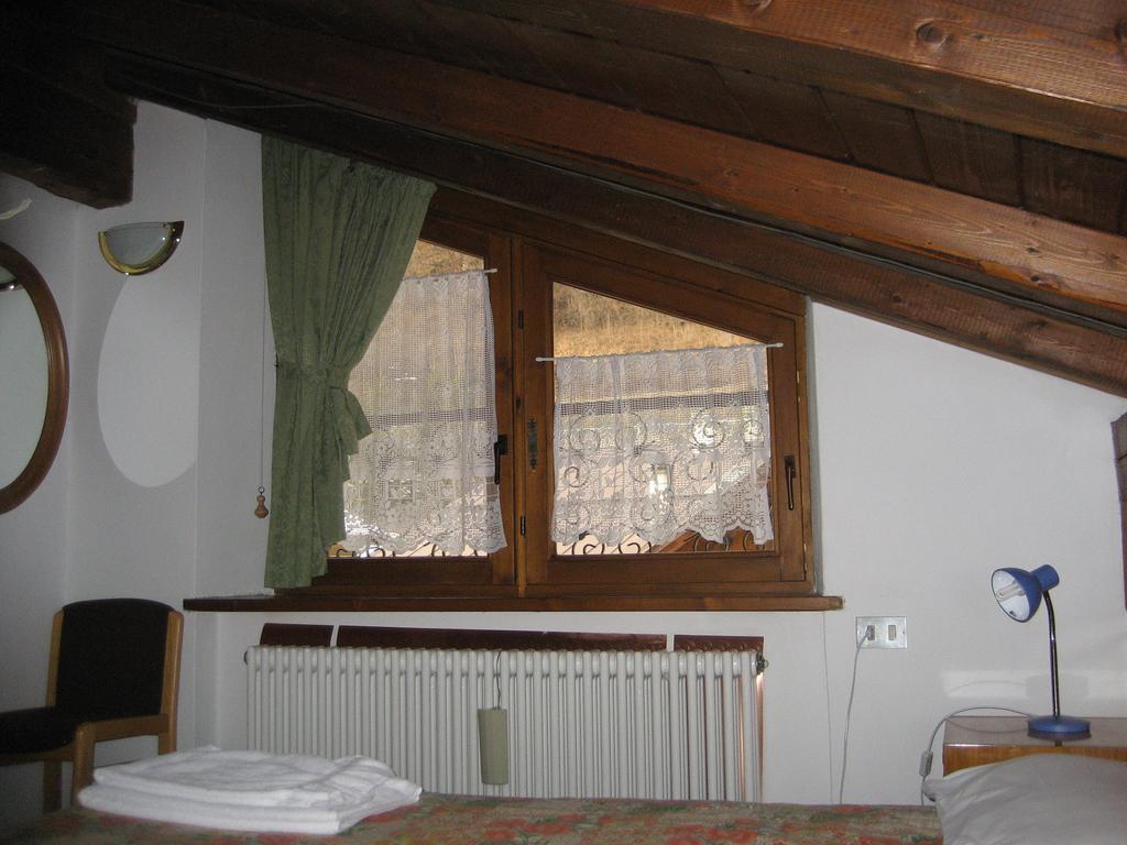 Casa Martini Apartment Медзана Екстериор снимка